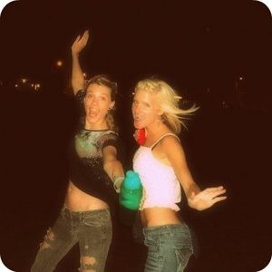 Meet your Posher, Lauren